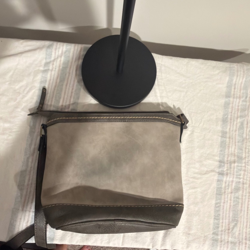 b.o.c. Born Concept Grey Two-Tone Crossbody Bag Woven Trim Messenger Purse - Picture 5 of 7